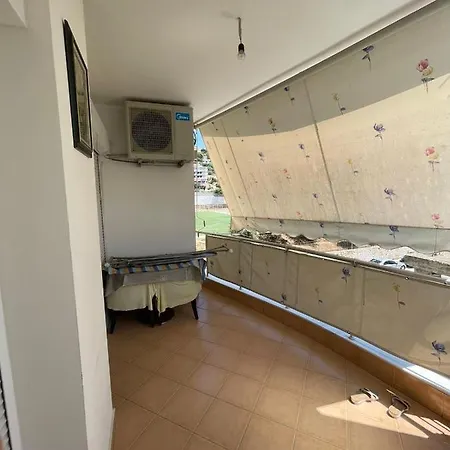 Rroshi Apartment *